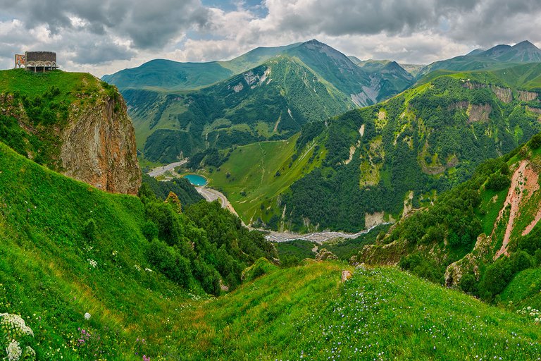 Route from Lashichala Resort to Sasashi Village