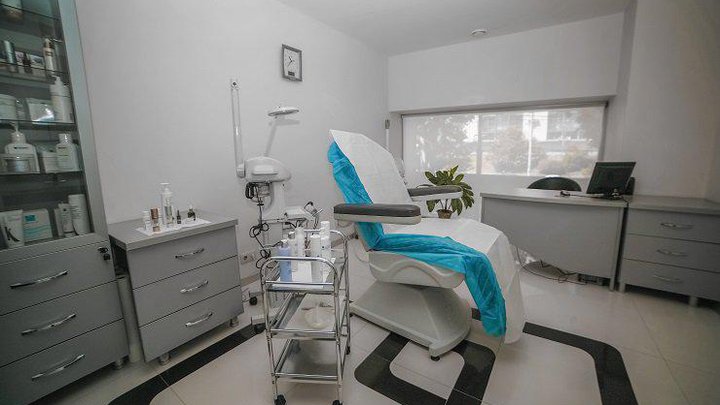 Esthetic-Service