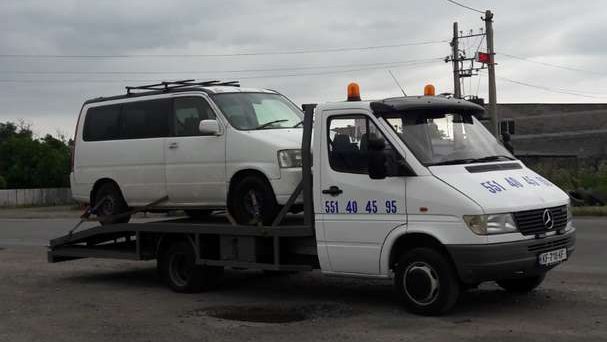 Tow truck 551 404 595