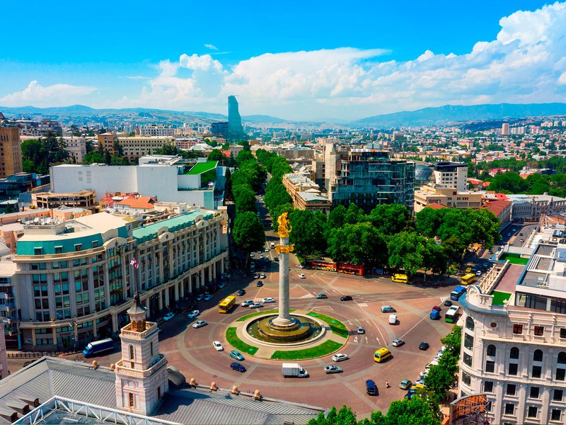 
								Freedom Square