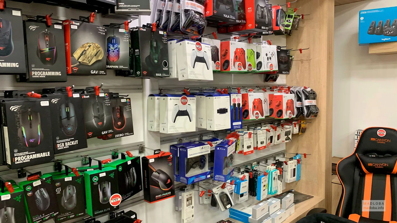 Джойстики в Shop Game Zone в Грузии