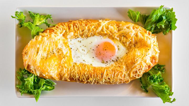 Khachapuri: types and where in Georgia they taste best