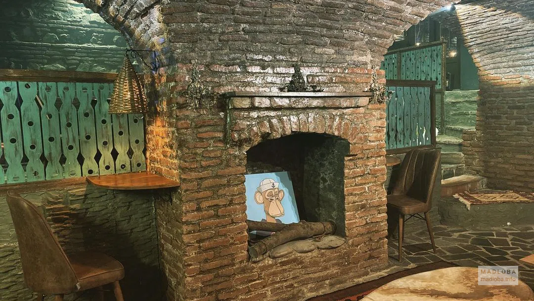 Декоративный камин в GG Hookah