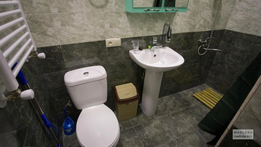 Ванная комната в Апартаментах G&M