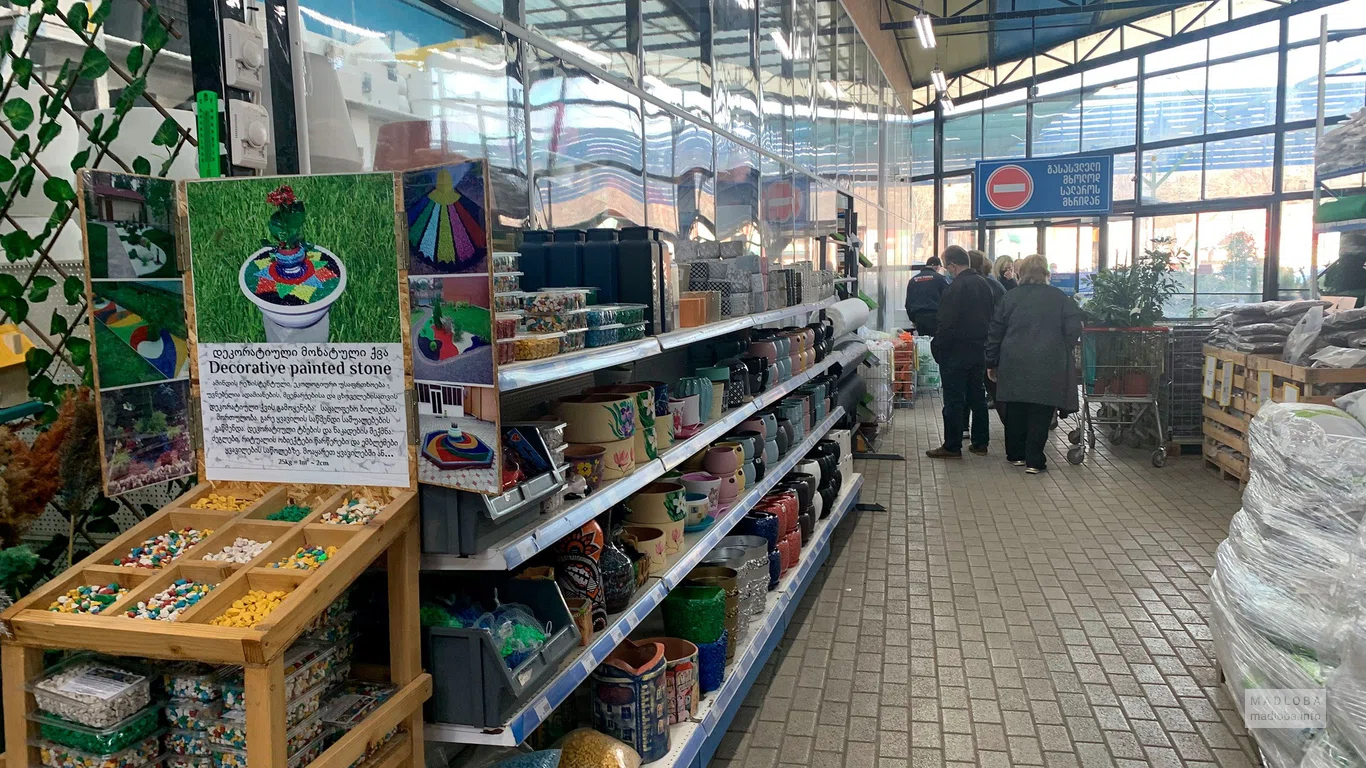 Декоративные камни в гипермаркете Gorgia
