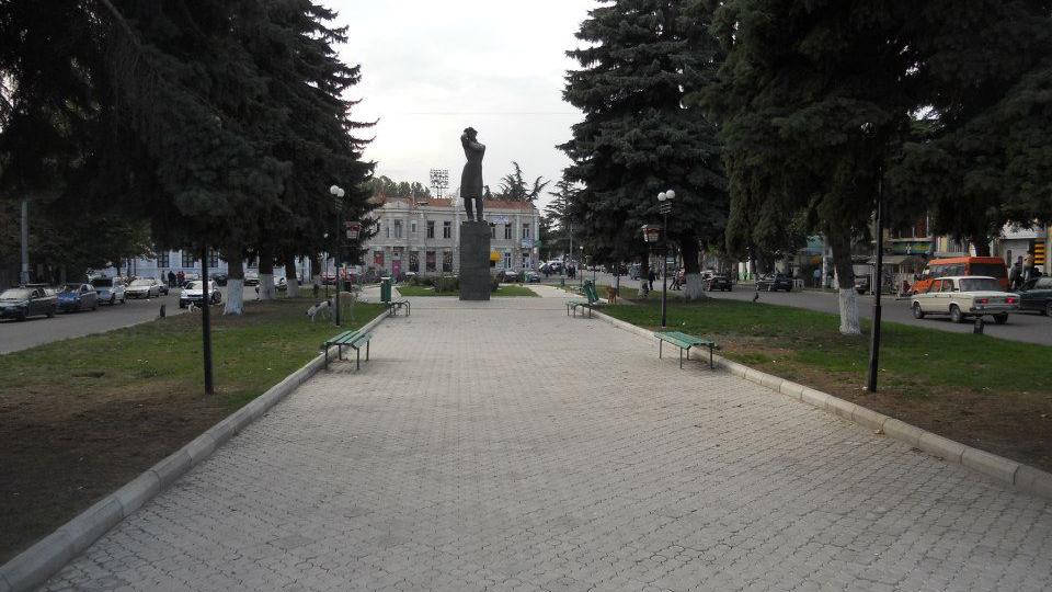 Monument to Baratashvili