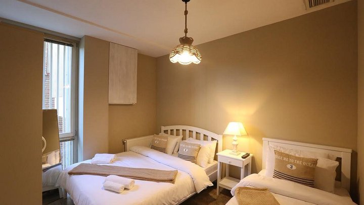 Greeting INN