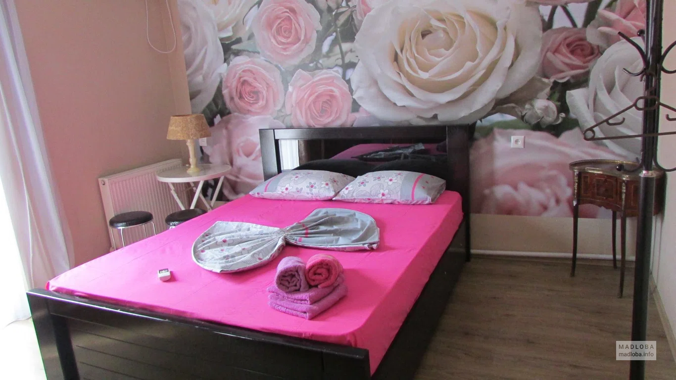 Двуспальная кровать в Hotel Zaira