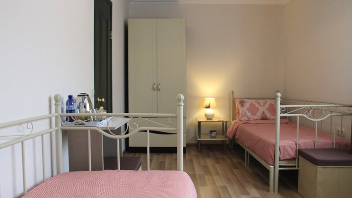Boutique Hotel Home 12