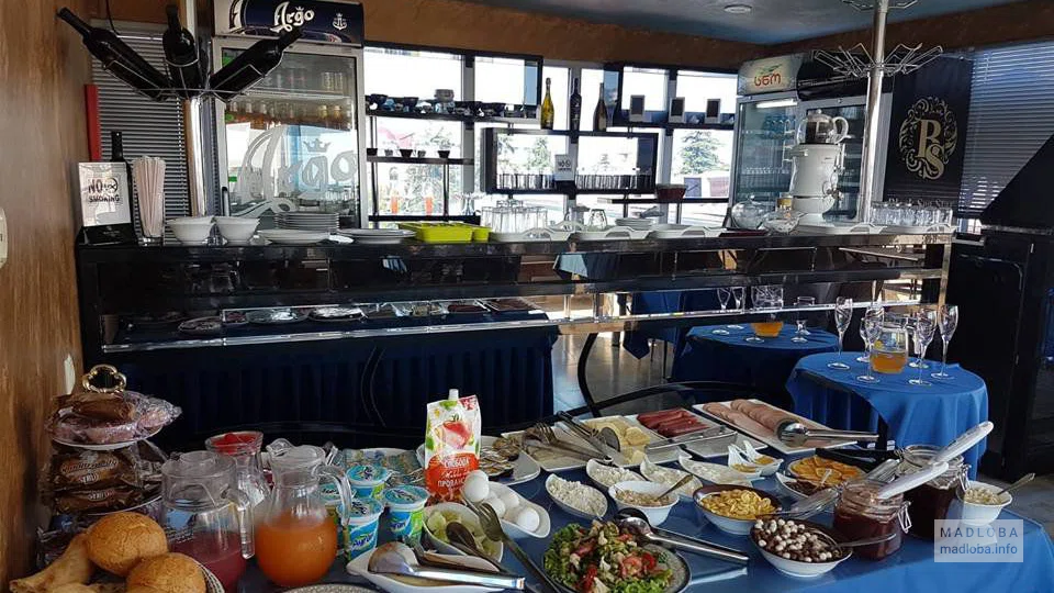 Столовая в отеле "Black Sea Star Batumi"