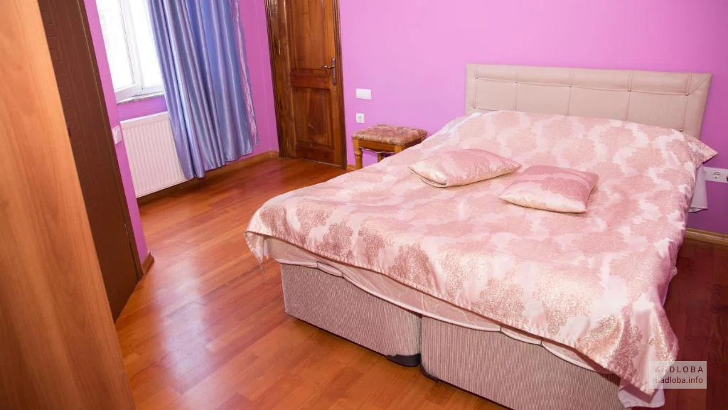 Интерьер номера в отеле Black Sea House