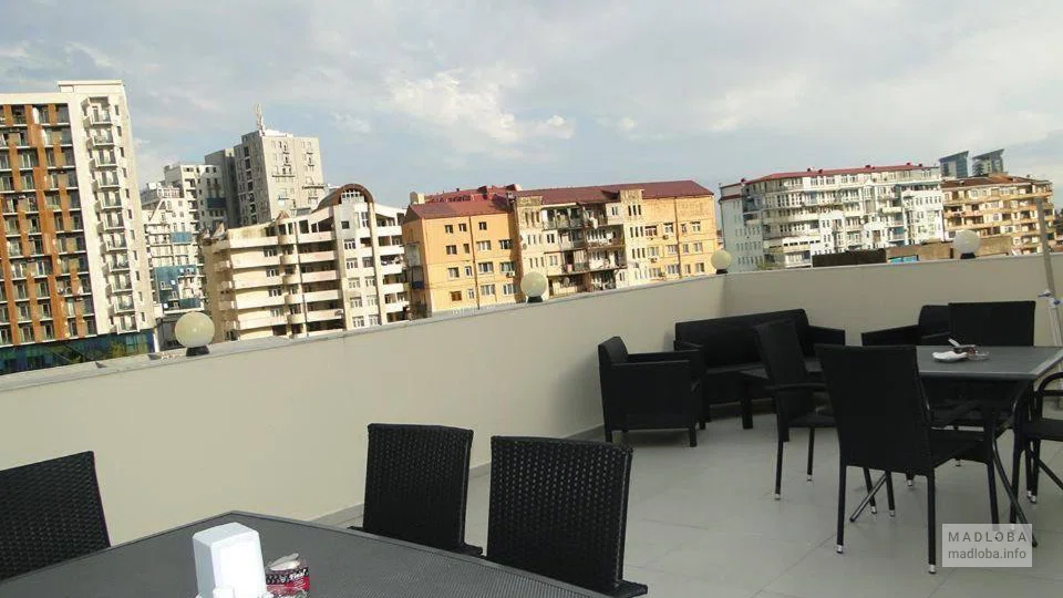 Уличная терраса в Hotel Garanti