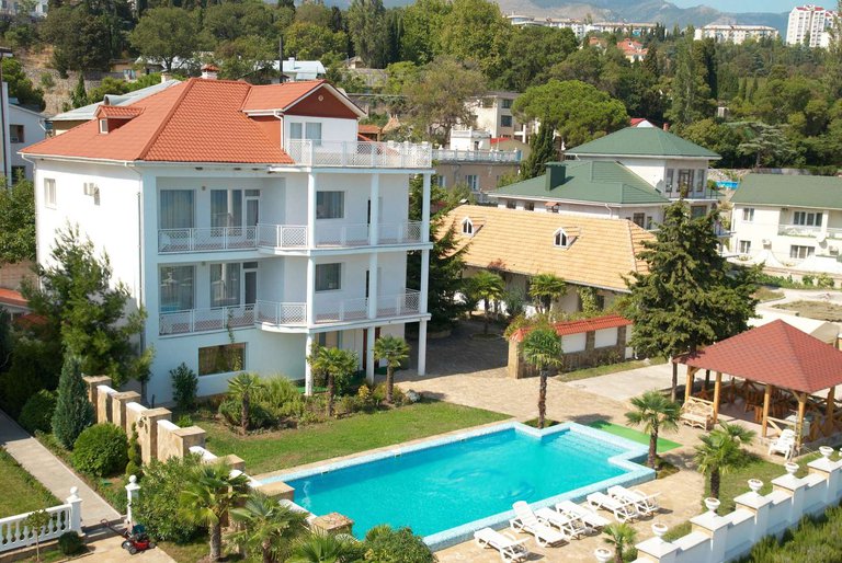 🏡 Guest houses Batumi: coziness, hospitality and comfort on the Black Sea coast