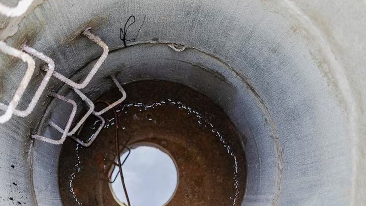 How a pit should be dug for sewer installation