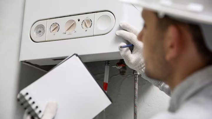 How to replace the heating element in the boiler