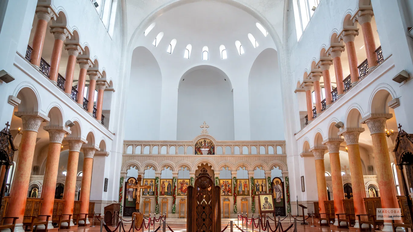 Кафедральный собор в Поти