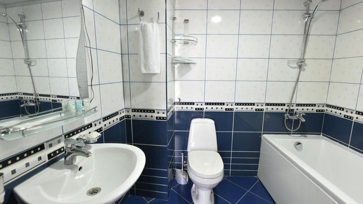 Hotel IR-ME-NI