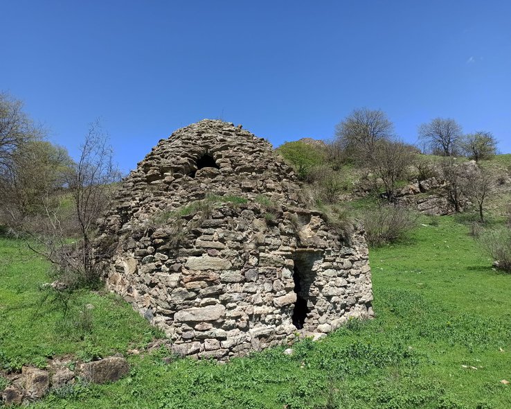 Территория исторического музея в Дманиси