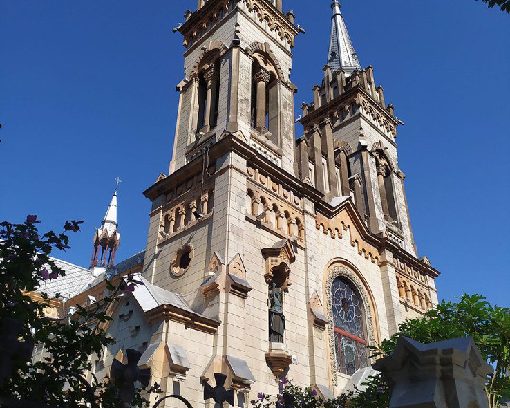 kafedralnyy-sobor-batumi-15.jpg