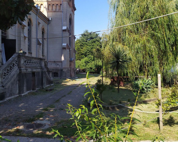 kafedralnyy-sobor-batumi-27.jpg