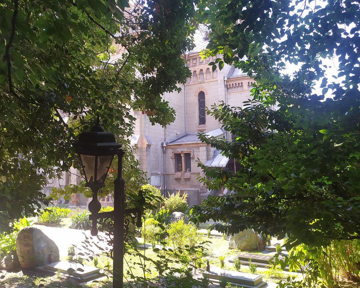 kafedralnyy-sobor-batumi-35.jpg