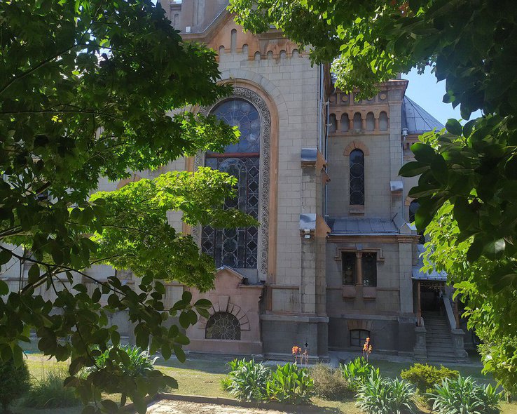 kafedralnyy-sobor-batumi-37.jpg