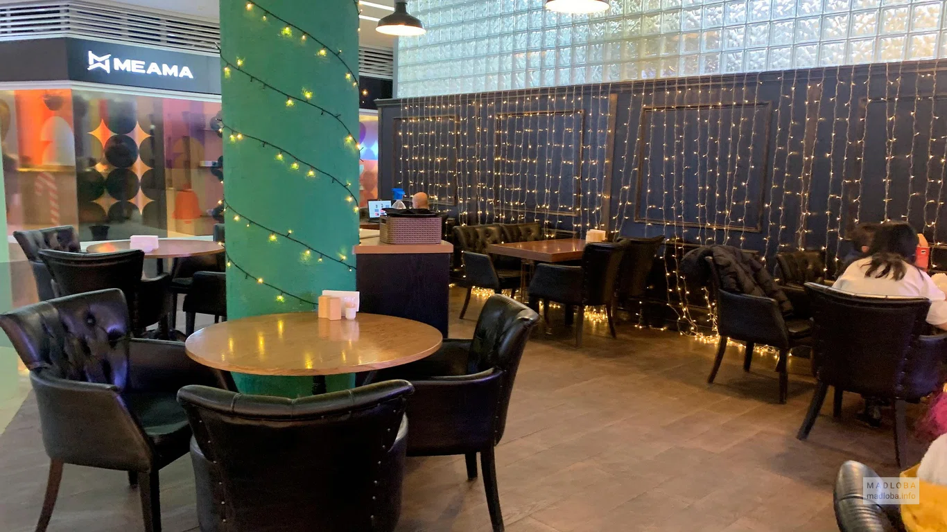 Интерьер кафе Khachapuri Hut