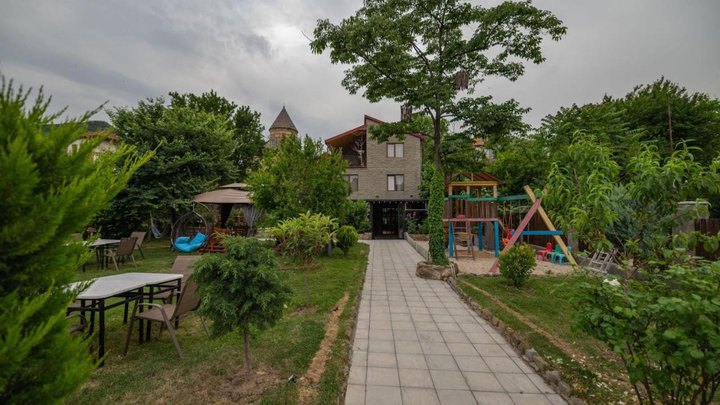 პანორამული სასტუმრო ხედი
