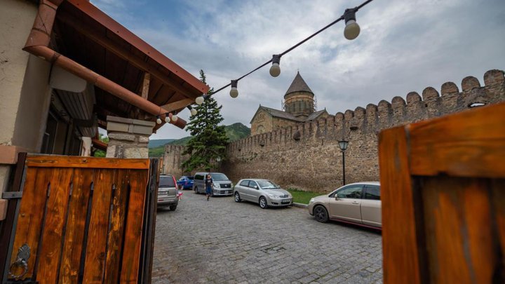 პანორამული სასტუმრო ხედი