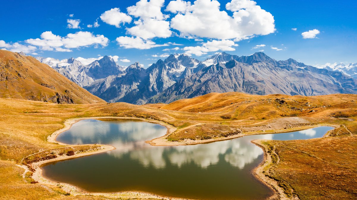 Georgian lakes of Koruldi