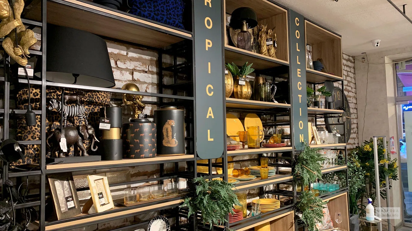 Вазы, предметы декора в Laboratory My Home Furniture store
