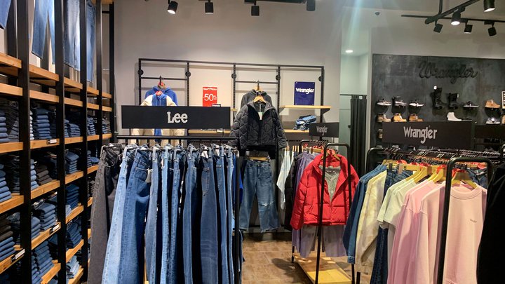 Lee & Wrangler (Tbilisi Gallery)