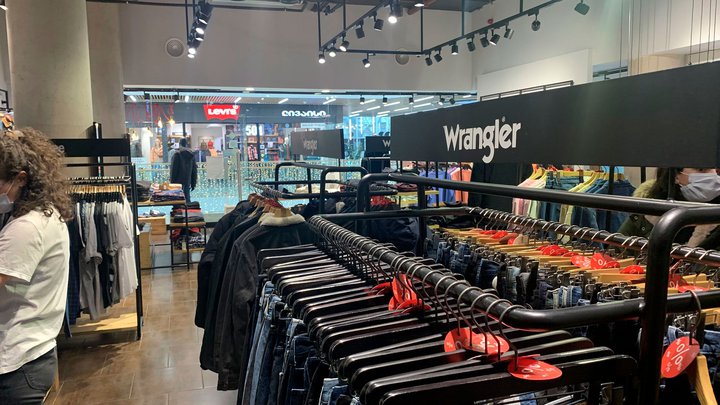 Lee & Wrangler (Tbilisi Gallery)
