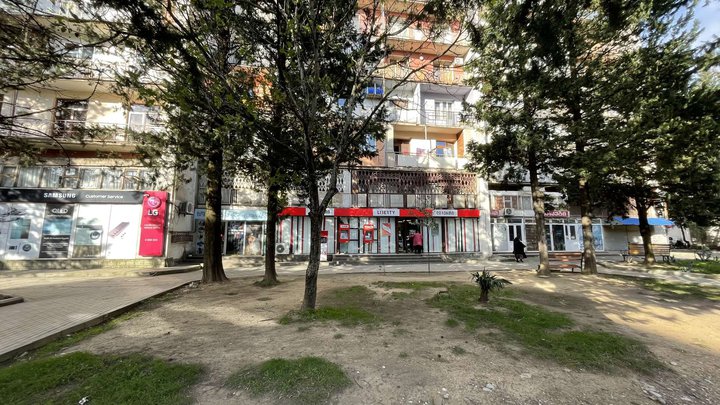 Liberty Bank (Irakli Abashidze St. 10)
