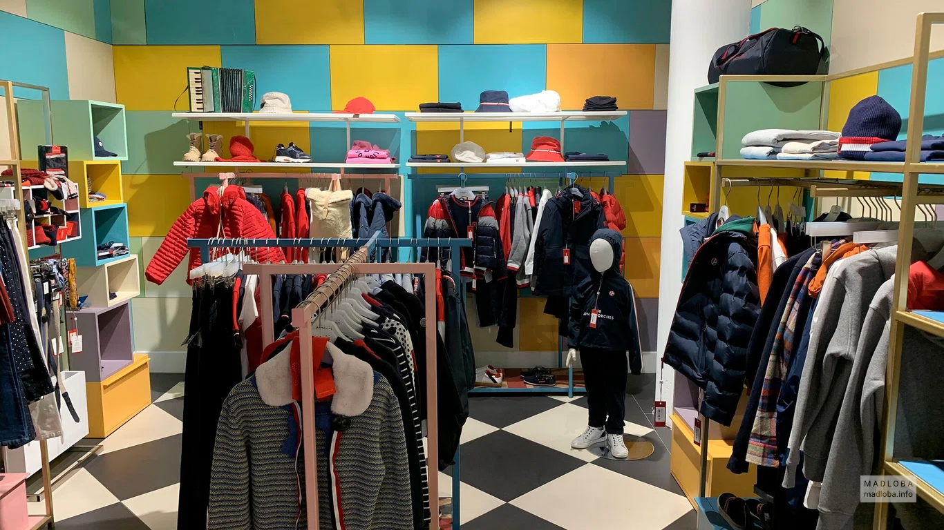 Детская одежда в Clothing store Lion Of Porches Georgia