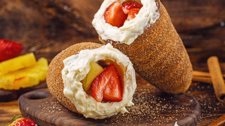 Lumier's Chimney Cake - трдельники, чешские витые булочки.