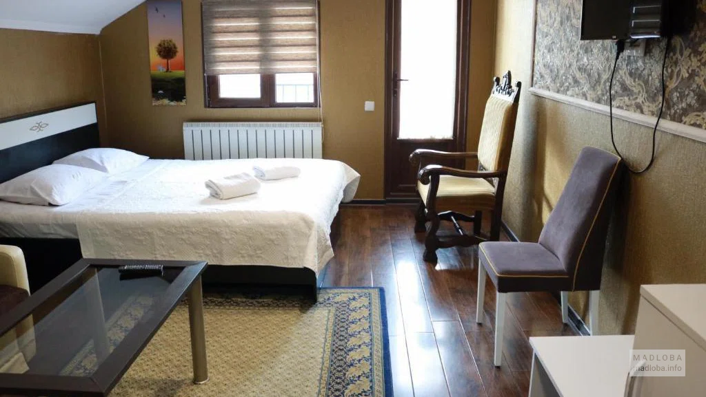 The interior of the Luxor Hotel room
