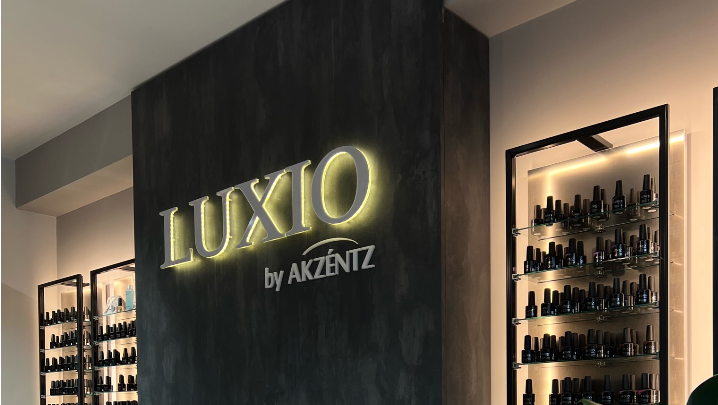 AKZENTZ LUXIO - материалы для ногтей
