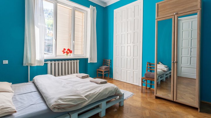 M42 Hostel