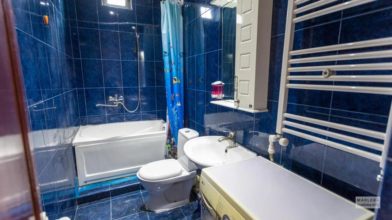 Ванная комната в отеле M House