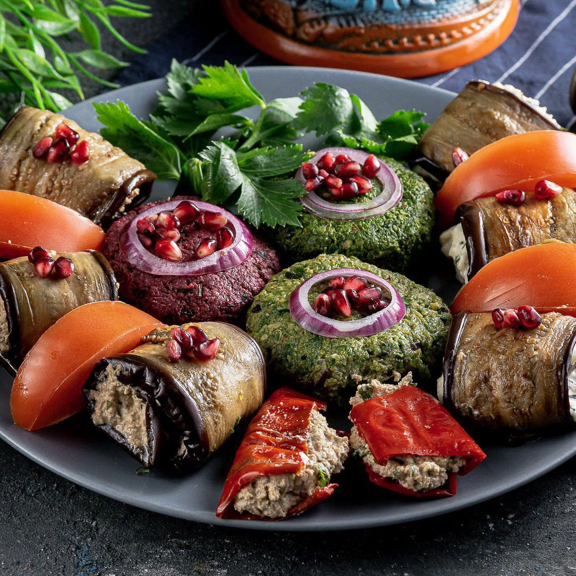блюда грузинской кухни из баклажанов