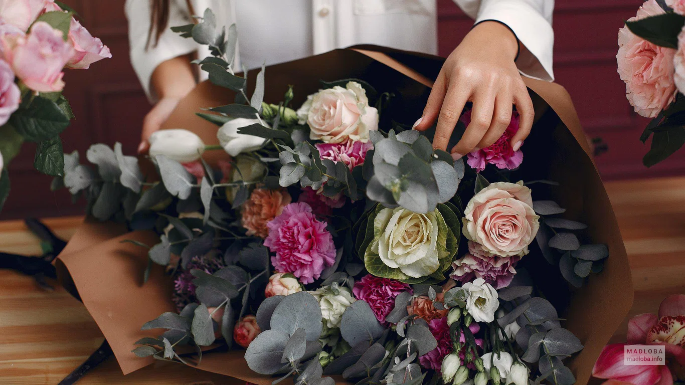 Магазин цветов Bouquet в Тбилиси