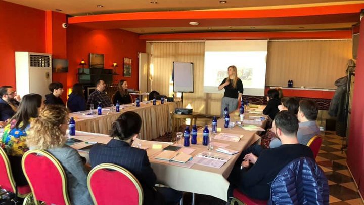 Practical trainings for managers at the Academy of Management