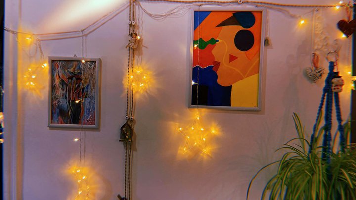 Nail Station
