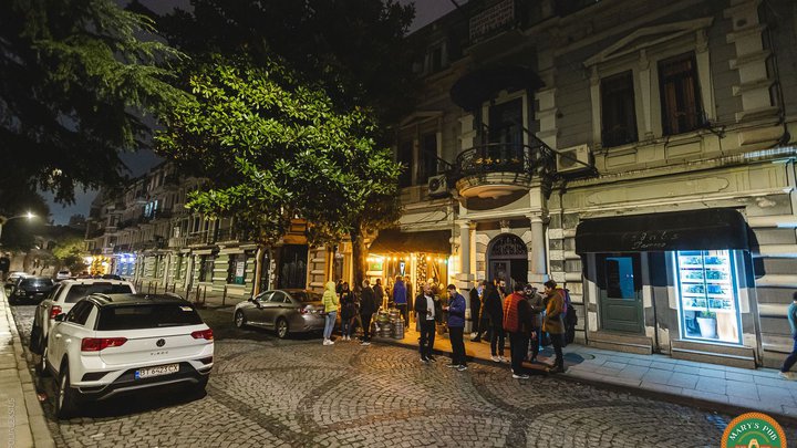 Mary's Irish Pub Batumi