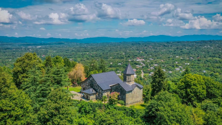 Shemokmedi Monastery. Immerse yourself in the secrets of the Middle Ages