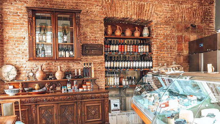 Mongiri Cheese and Wine Shop