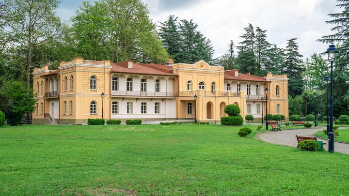 მეგრელი მთავრების ზამთრის რეზიდენცია ზუგდიდში