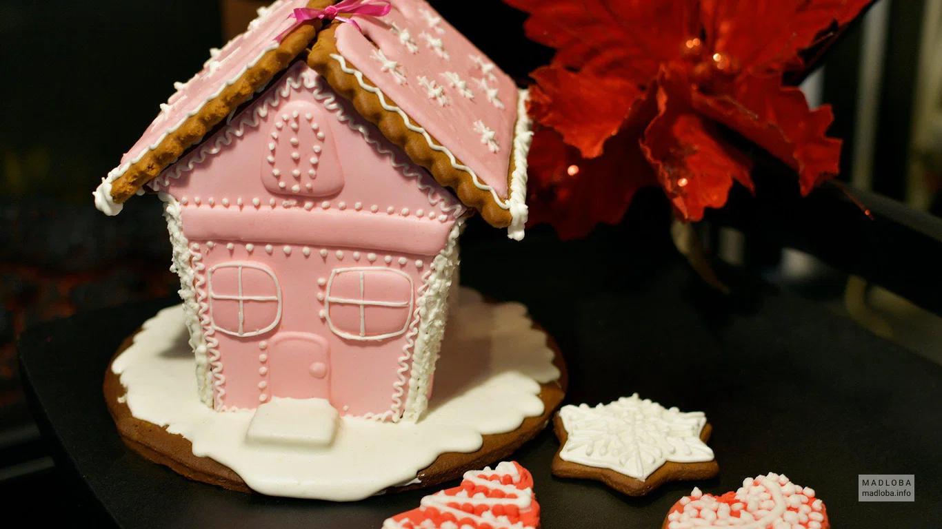 Пряничный домик в My house