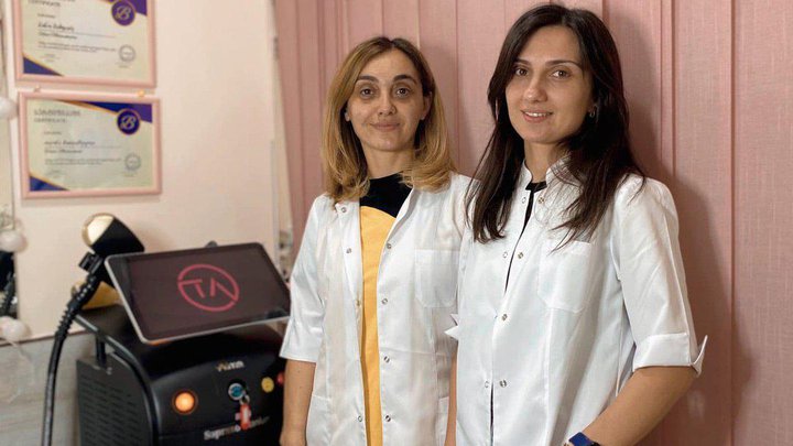 ნეილ სალონი